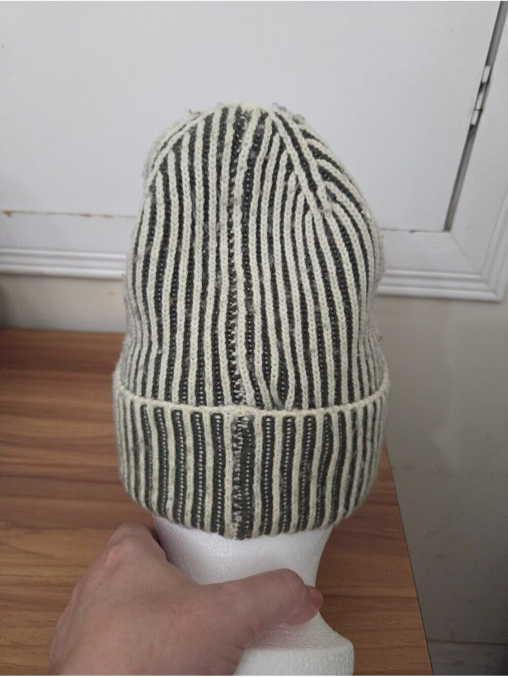 Hunter Fisherman Unisex One Size Maa Green Stripe Knit Cuffed Hat Beanie Toque - Picture 4 of 6